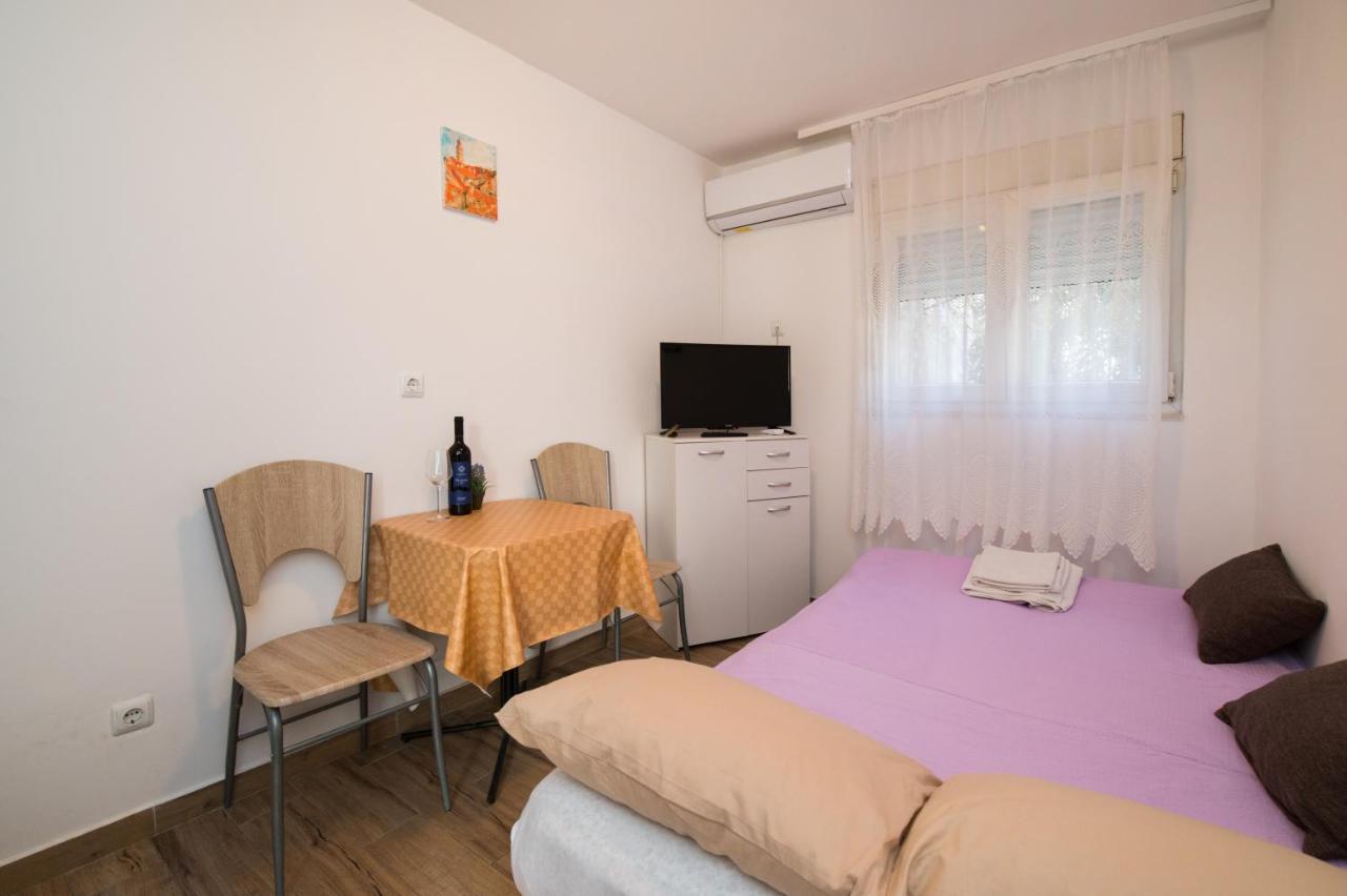 Oleander Apartments Split Eksteriør billede